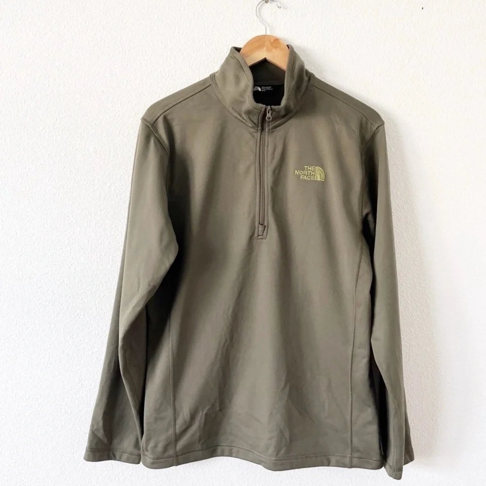 The North Face Tech Glacier 3/4 Zip Sweater in Olive Green